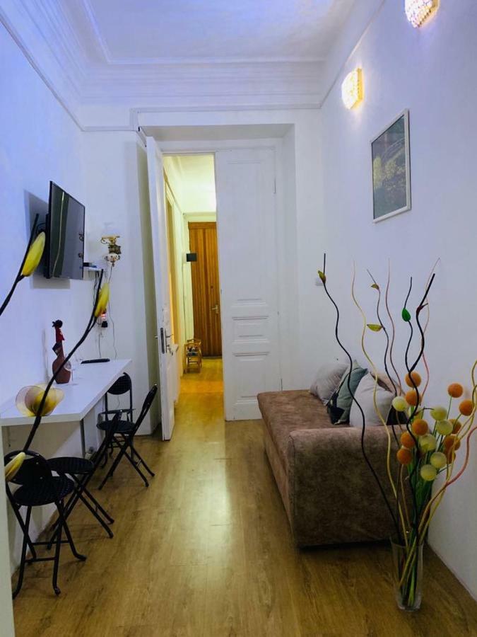 Apartament Old Yard Lägenhet Tbilisi Exteriör bild